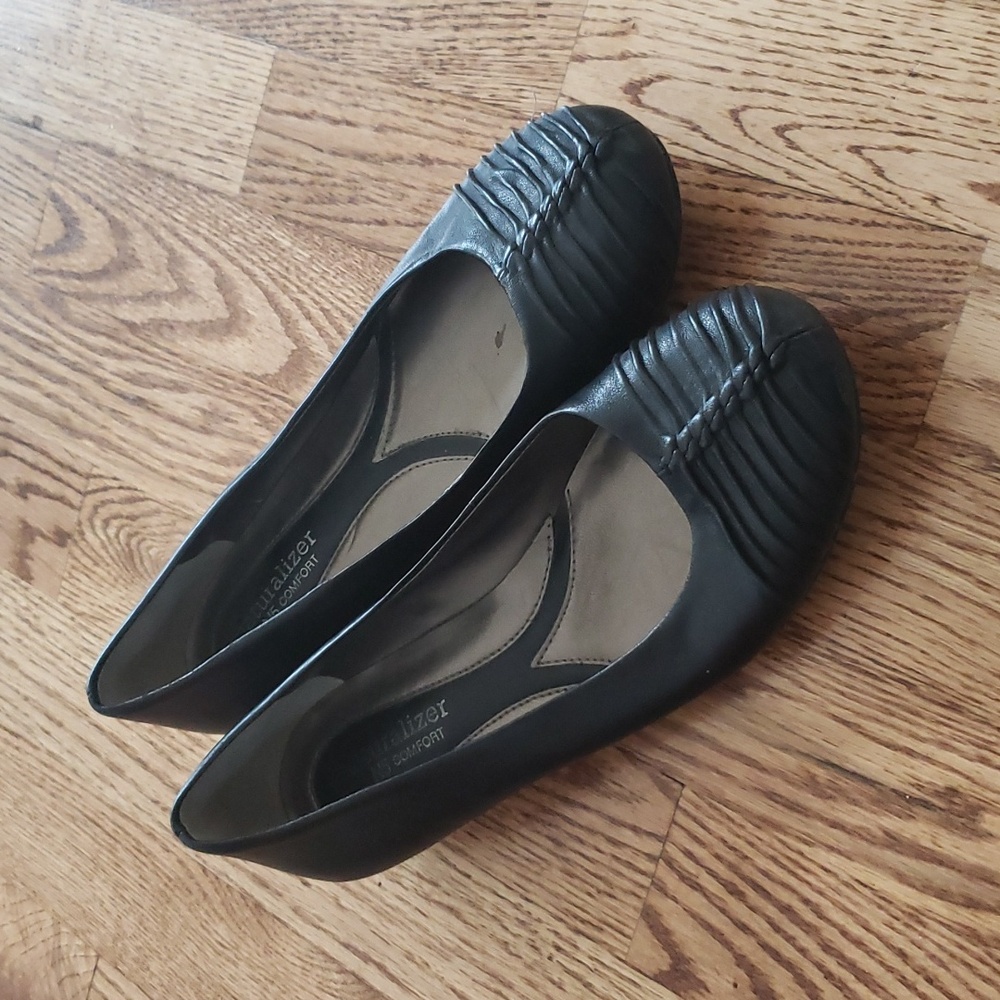 (6½M) Naturalizer Mitzy Classic Flats Business Casual Office Formal Versatile